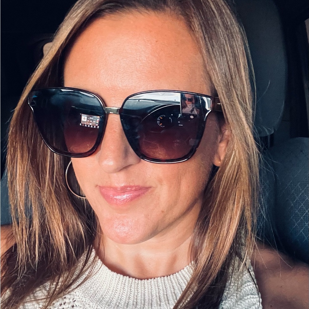 Meet your Posher, Mandy